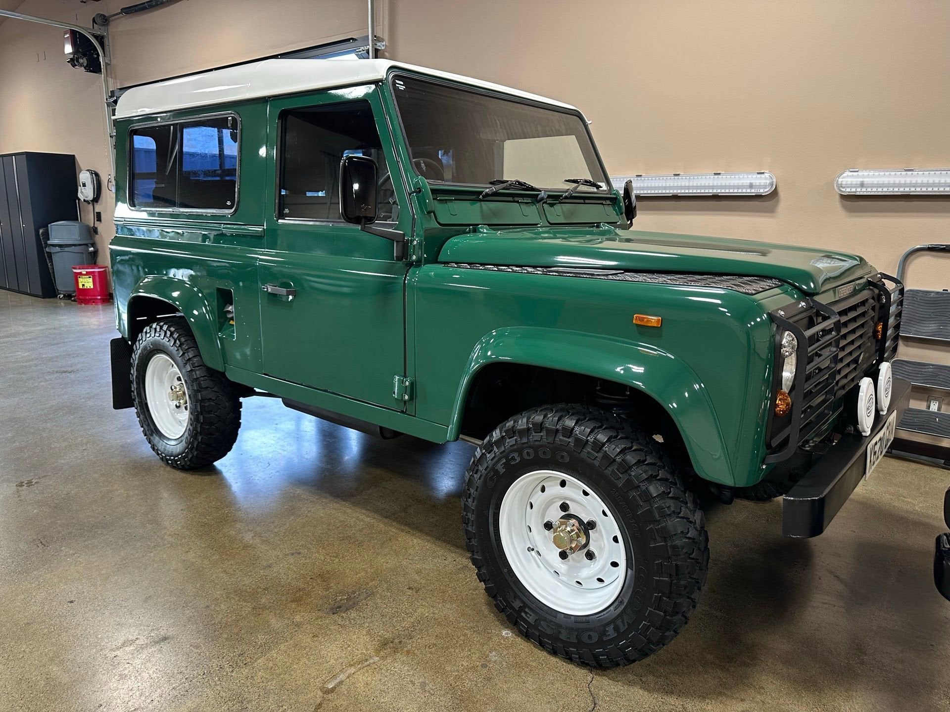 1993 Land Rover Defender 110 Base