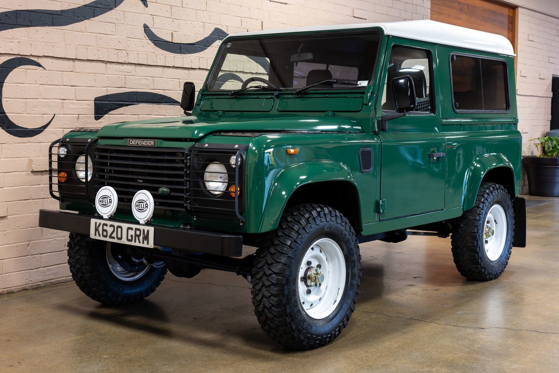 1993 Land Rover Defender 90 Base