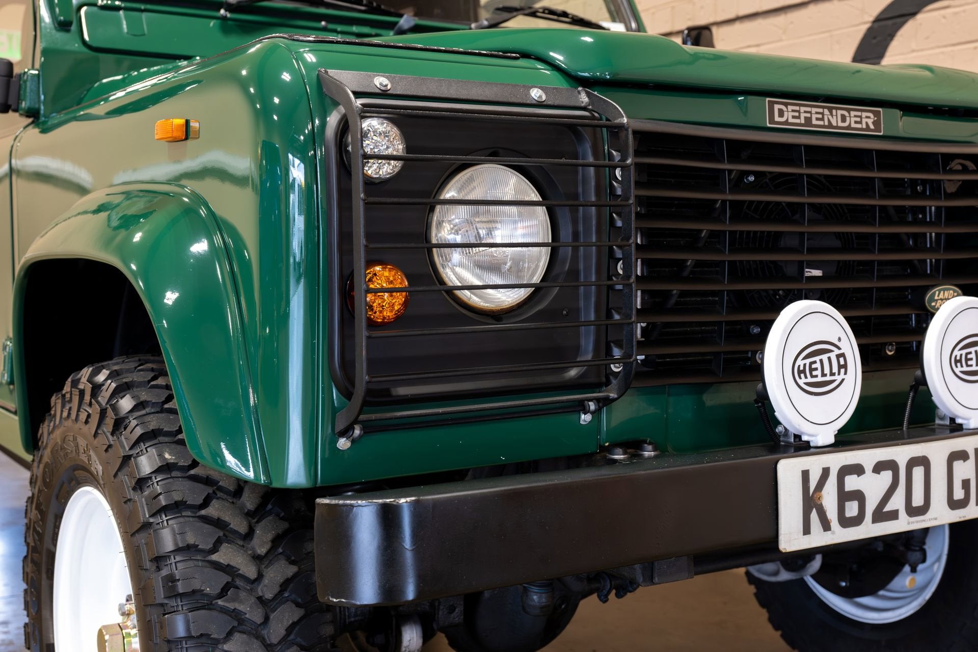 1993 Land Rover Defender 90 Base