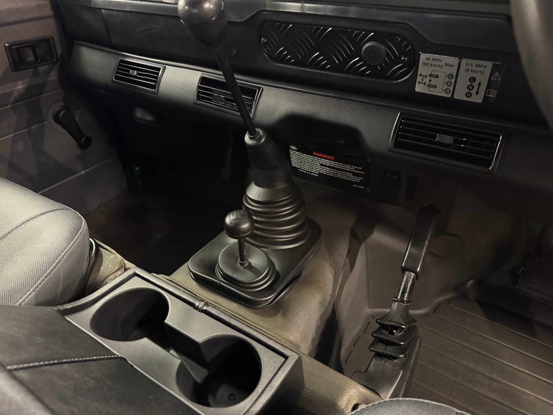 1993 Land Rover Defender 90 Base