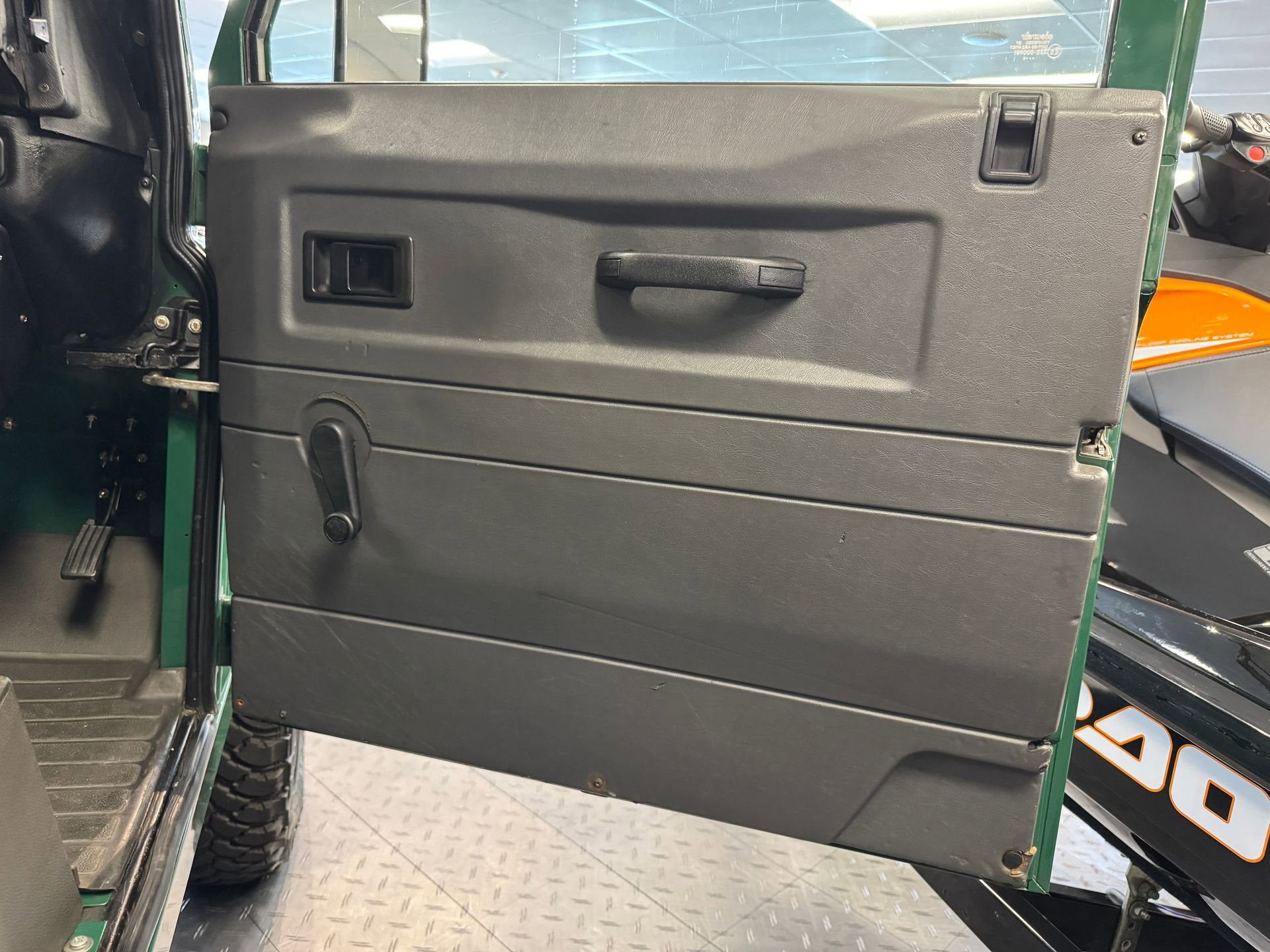 1993 Land Rover Defender 90 Base