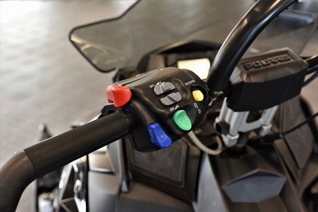 2016 Polaris 800 RMK 155 Snowmobile