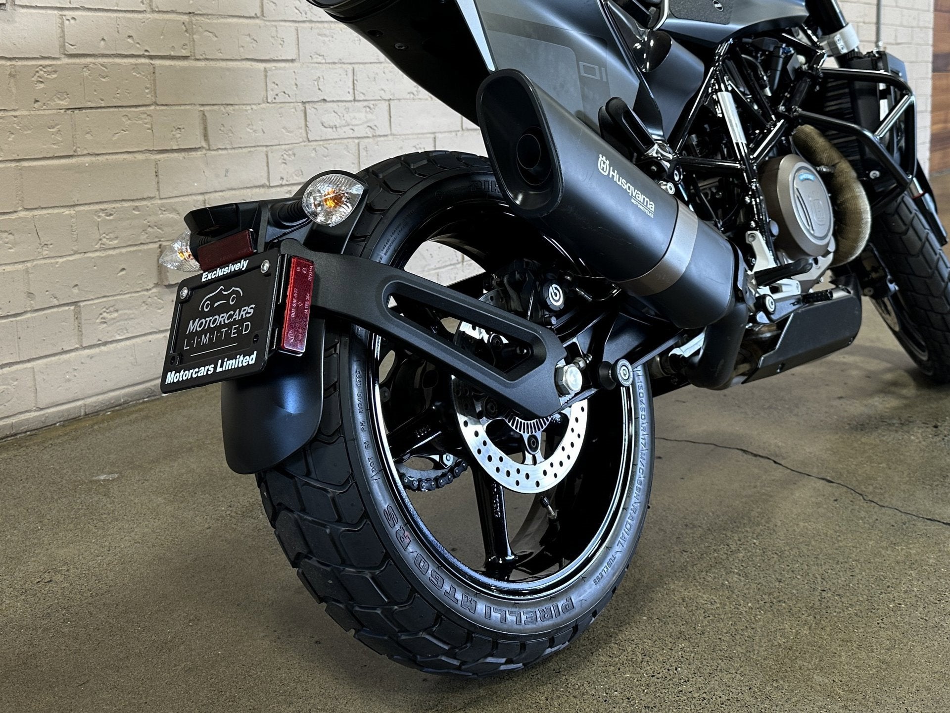 2019 Husqvarna Svartpilen 701