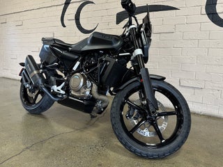 2019 Husqvarna Svartpilen 701