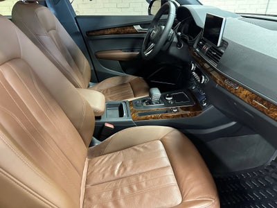 2018 Audi Q5 2.0T Premium Plus
