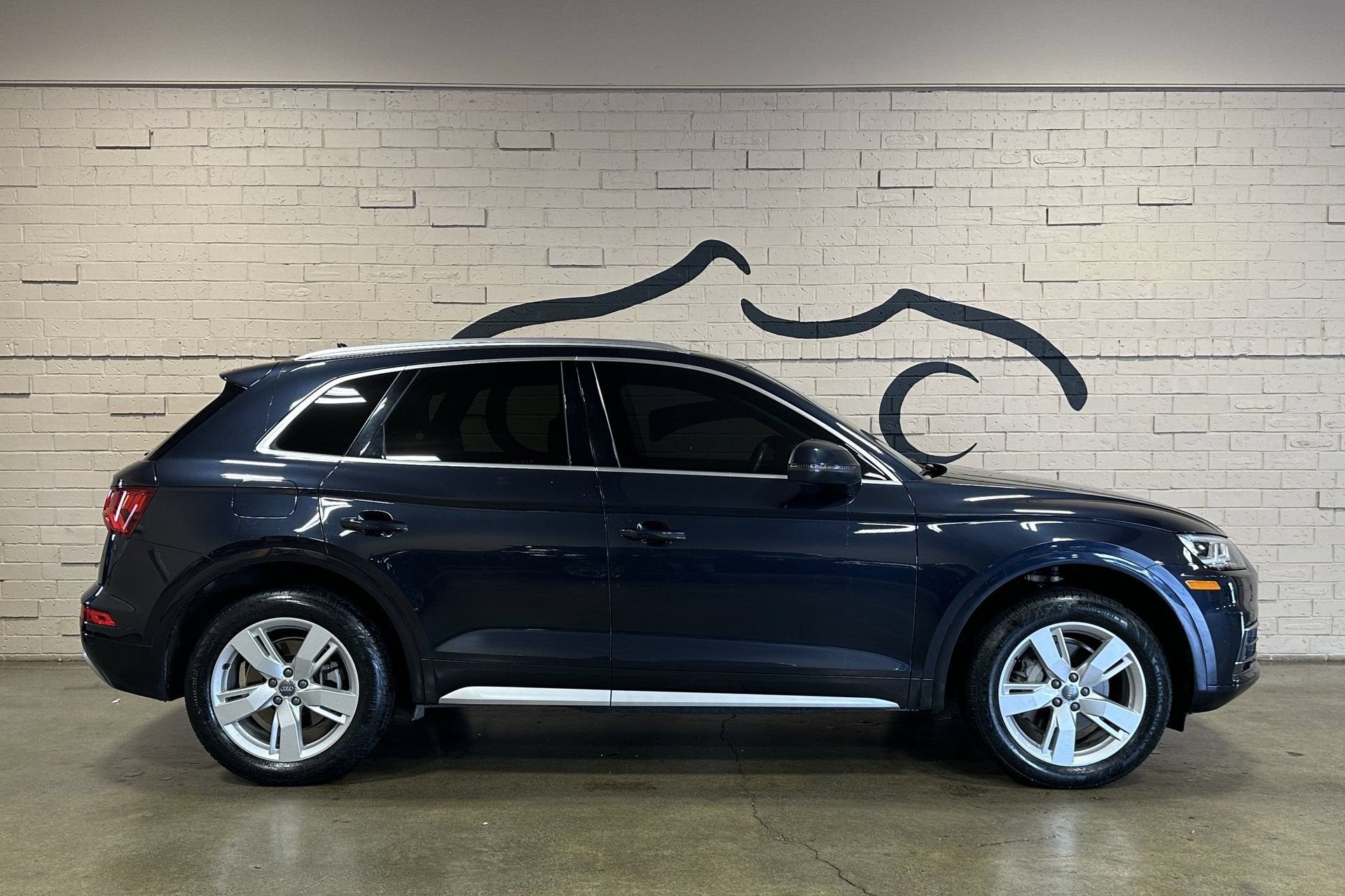 2018 Audi Q5 2.0T Premium Plus