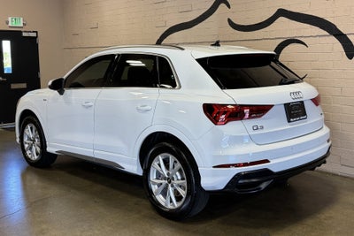 2022 Audi Q3 Premium Plus