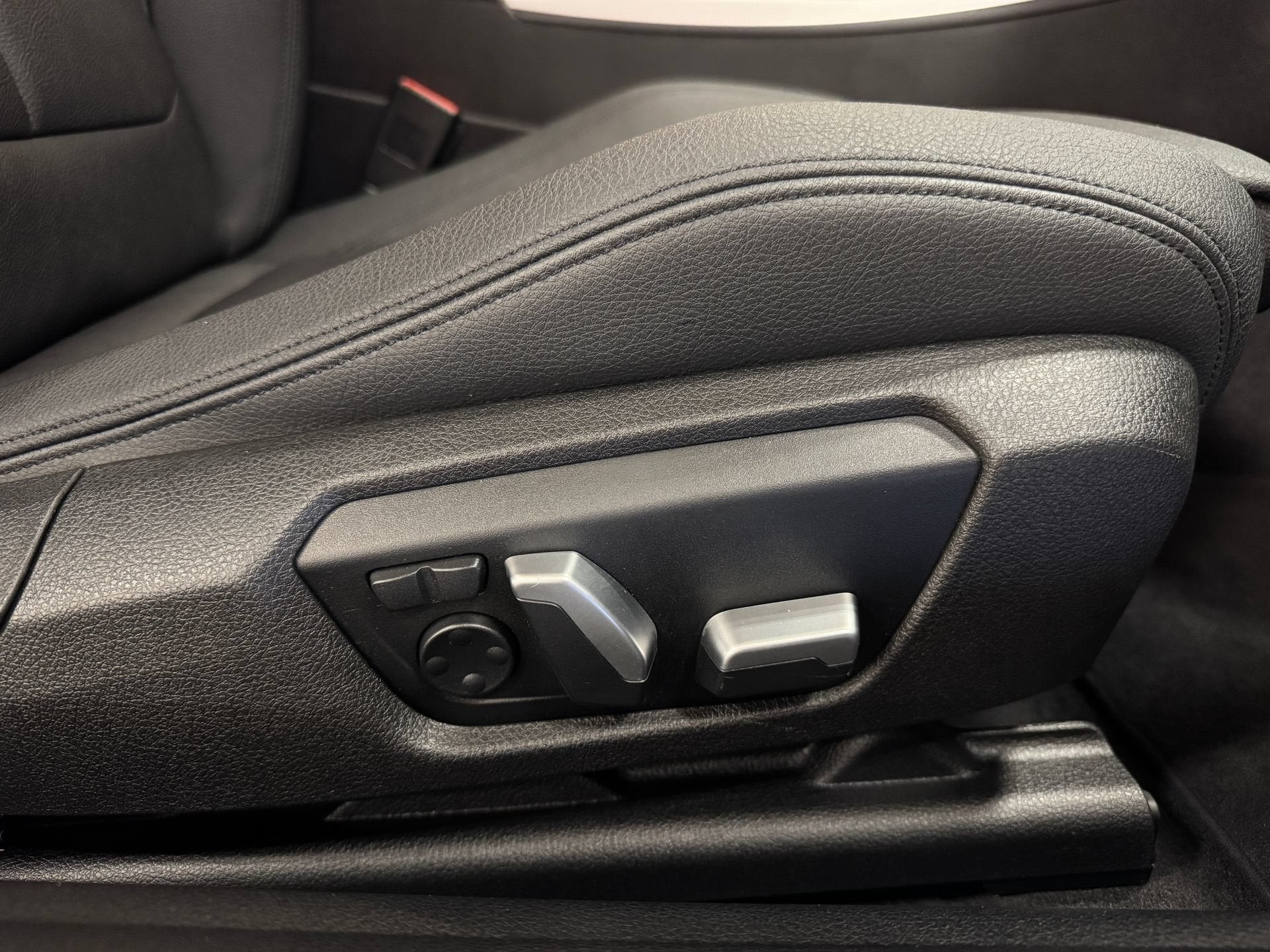 2017 BMW 2 Series M240i xDrive