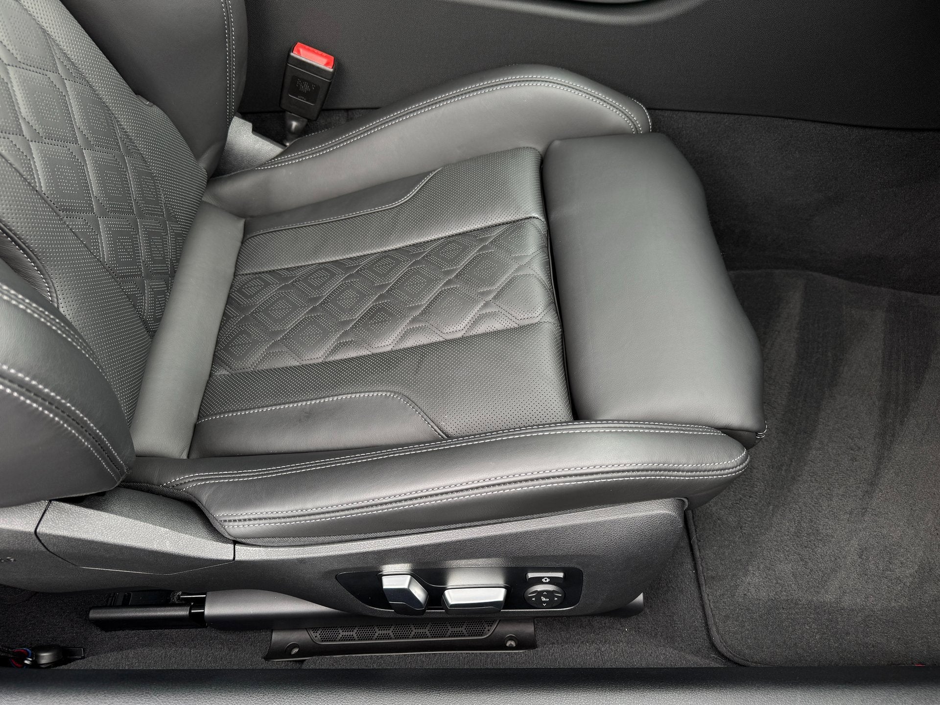 2024 BMW M8 Competition