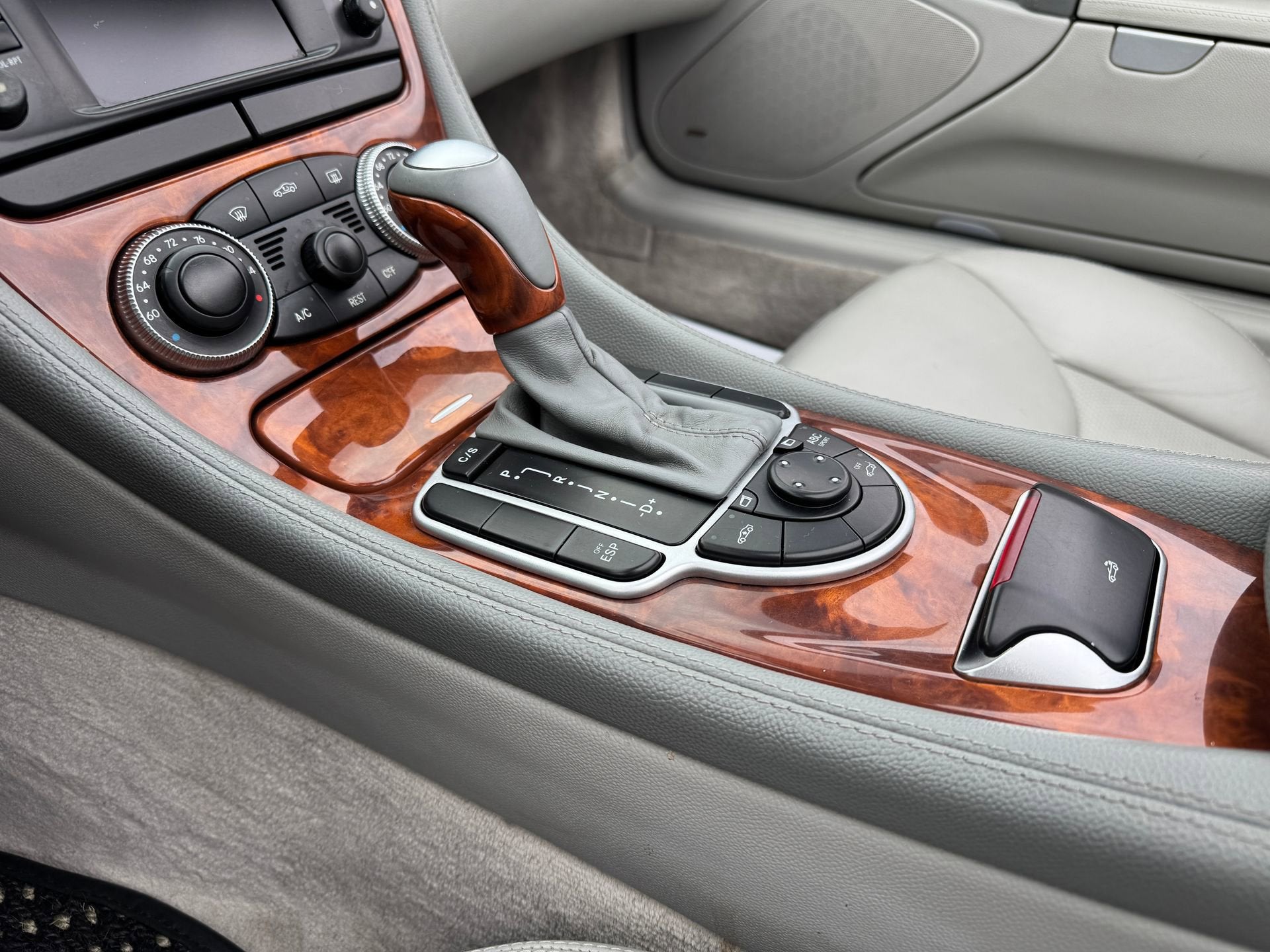 2004 Mercedes-Benz SL-Class SL 500