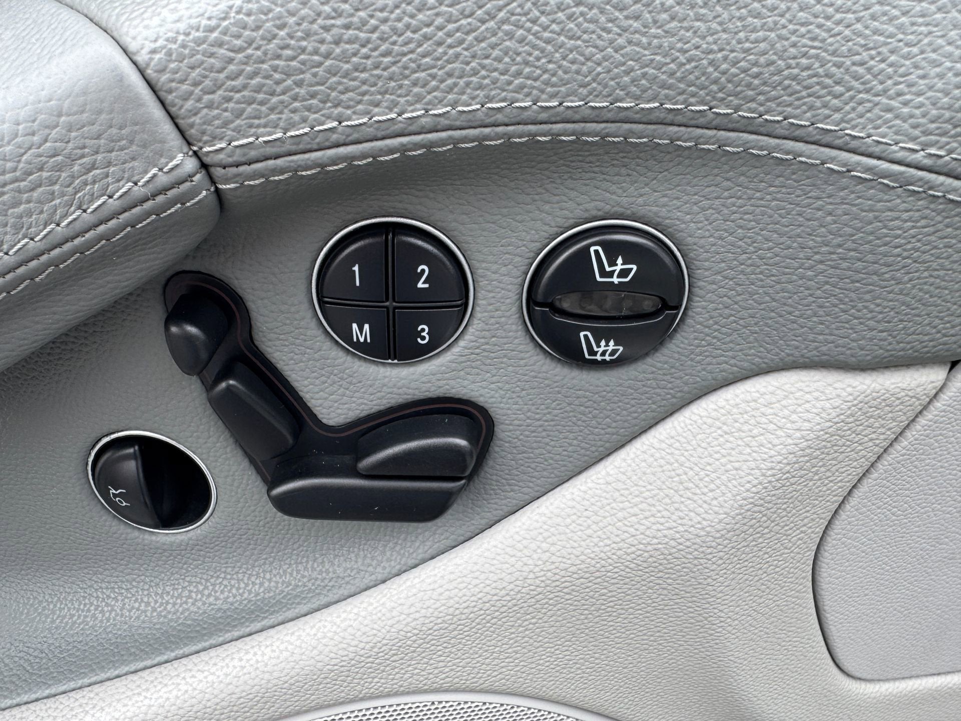 2004 Mercedes-Benz SL-Class SL 500