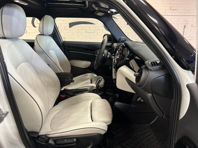 2024 MINI Cooper S Iconic