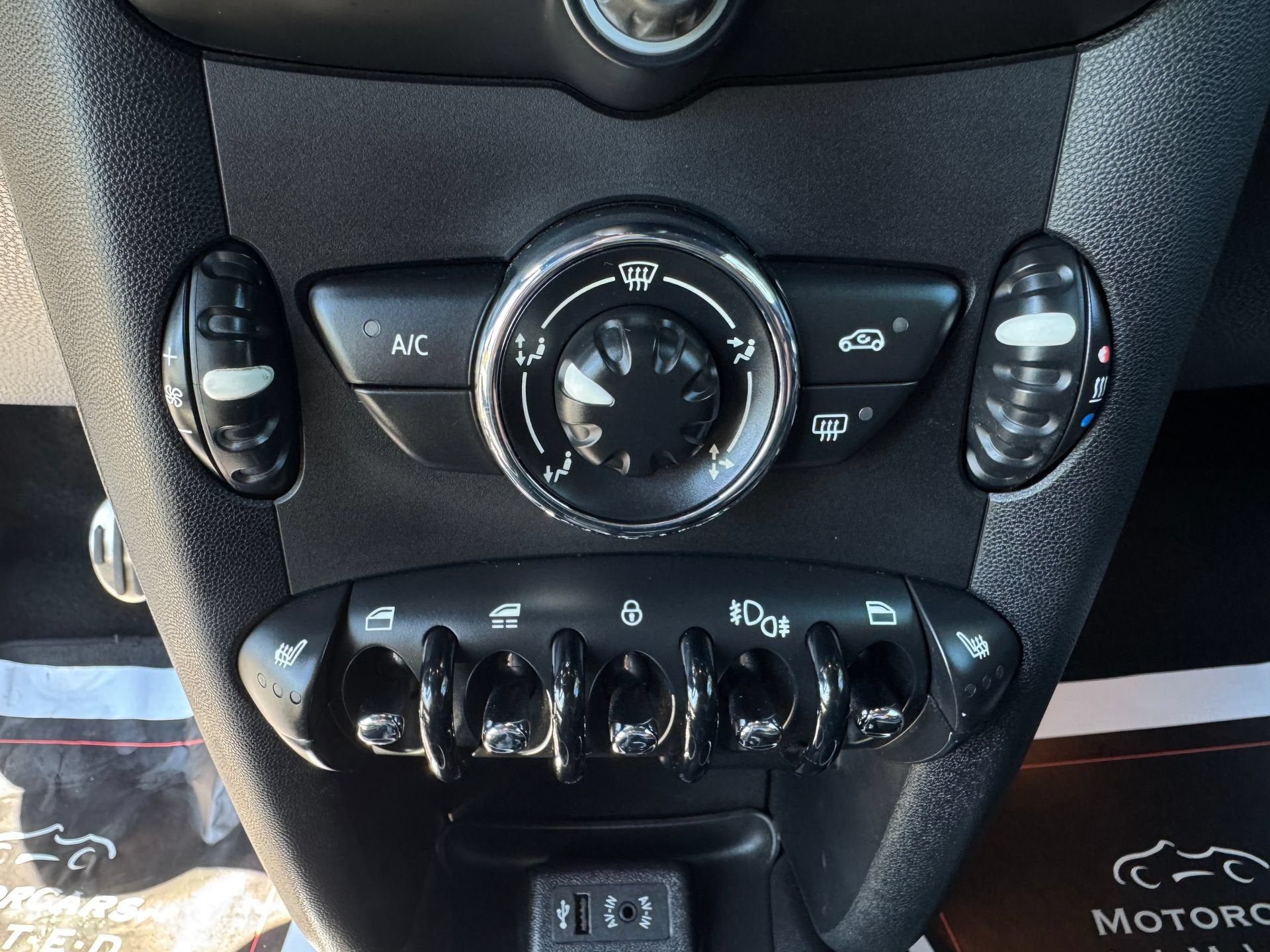 2014 MINI Cooper S S