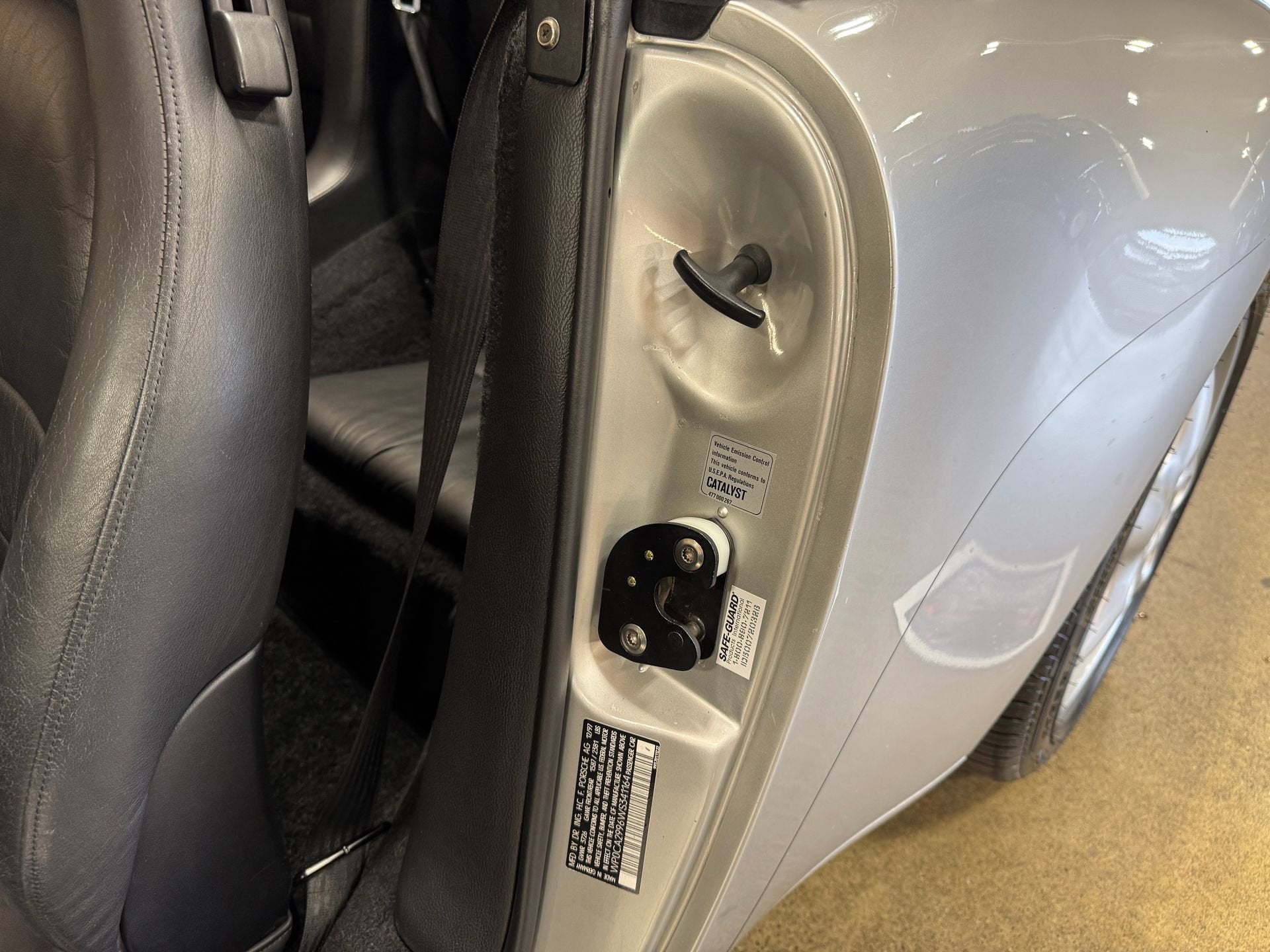 1998 Porsche 911 Carrera Carrera