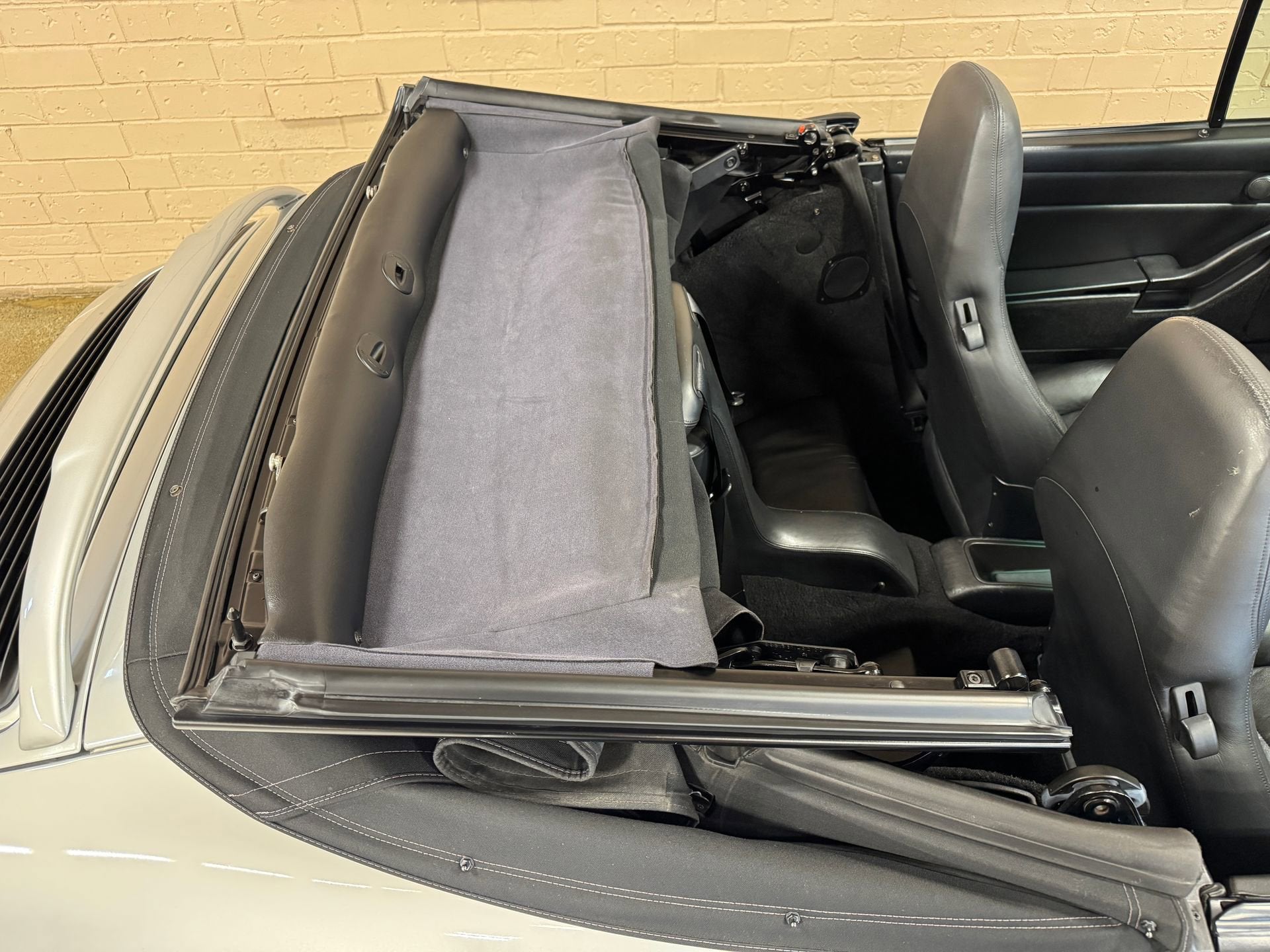 1998 Porsche 911 Carrera Carrera