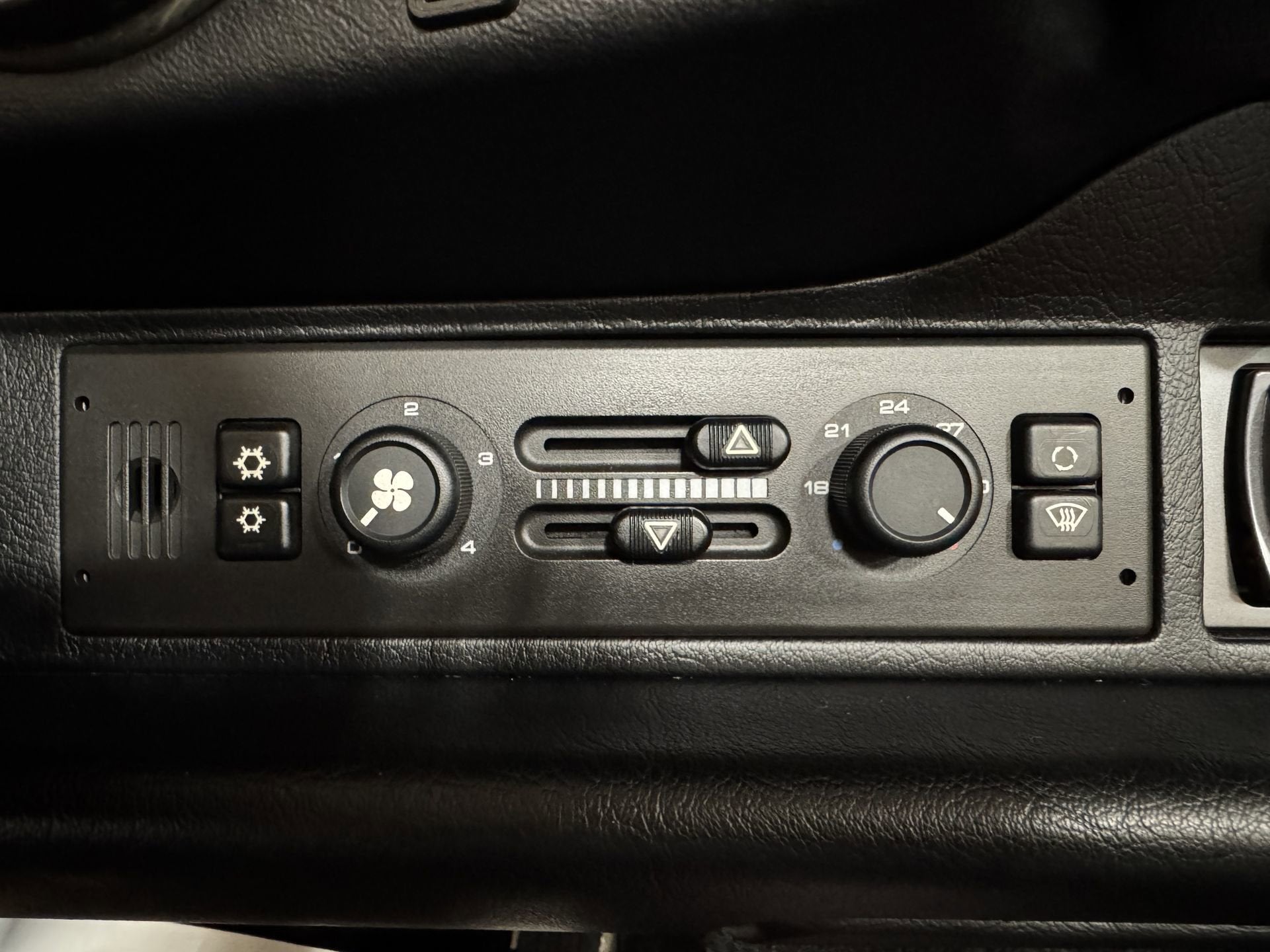 1998 Porsche 911 Carrera Carrera