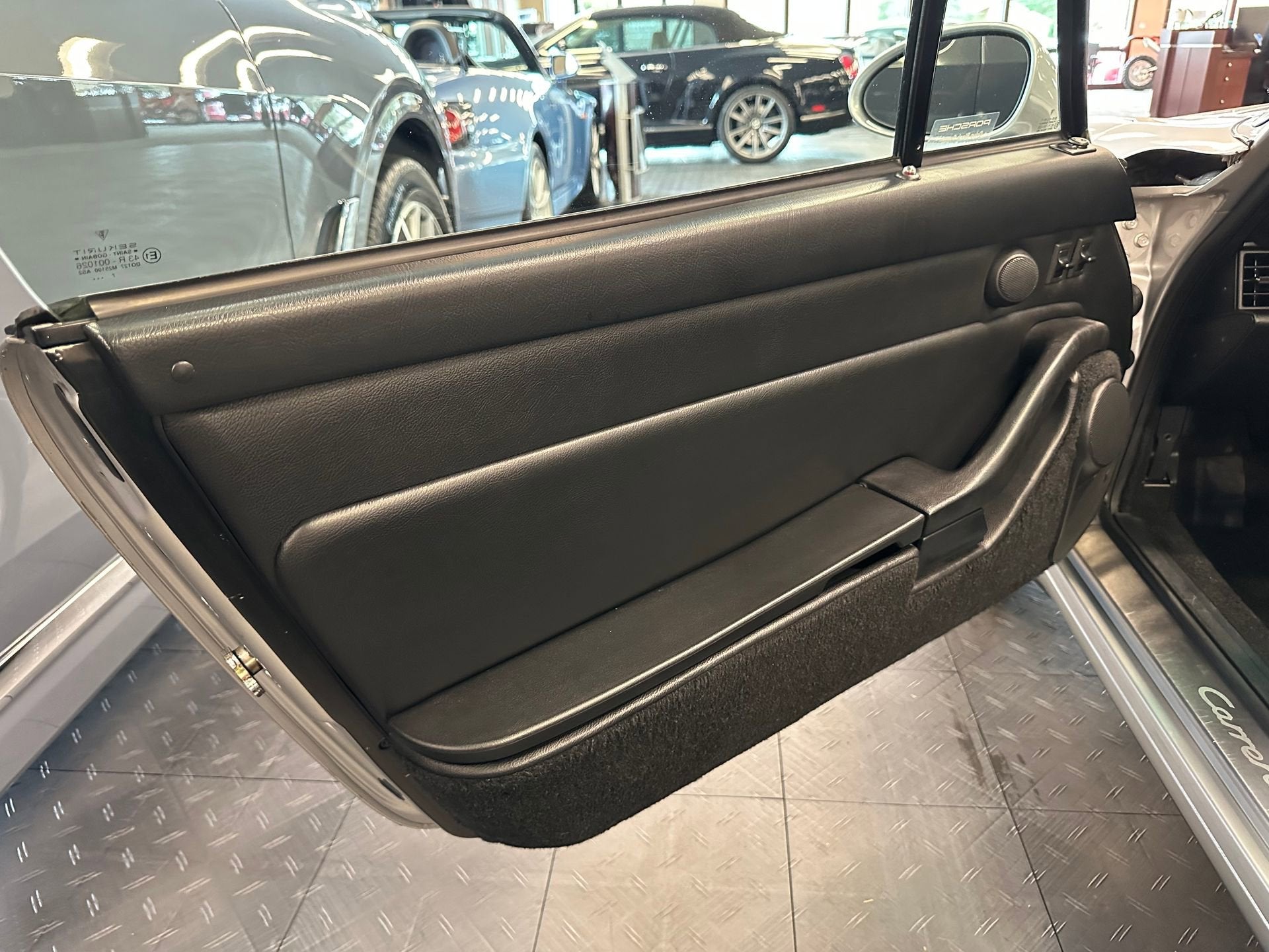 1998 Porsche 911 Carrera Carrera