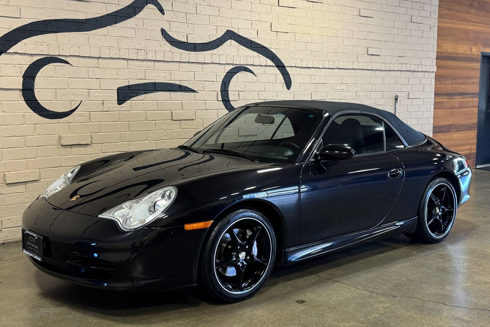 2003 Porsche 911 Carrera 4