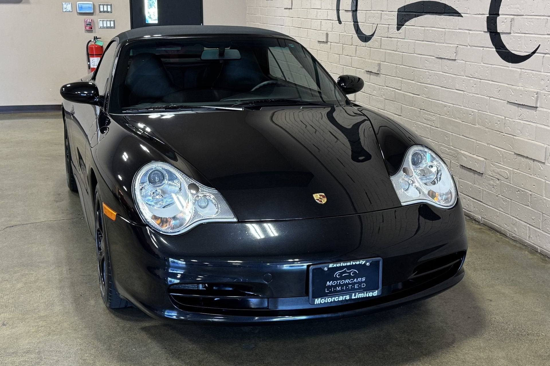 2003 Porsche 911 Carrera 4