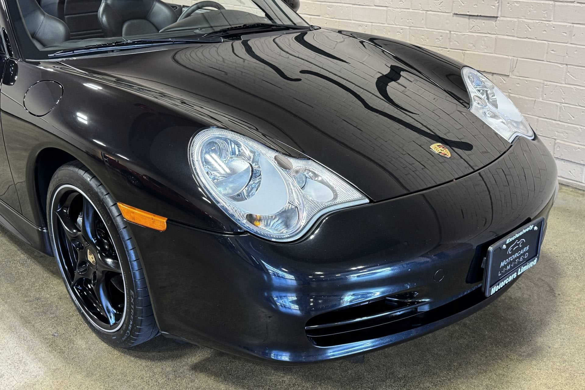 2003 Porsche 911 Carrera 4