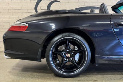 2003 Porsche 911 Carrera 4