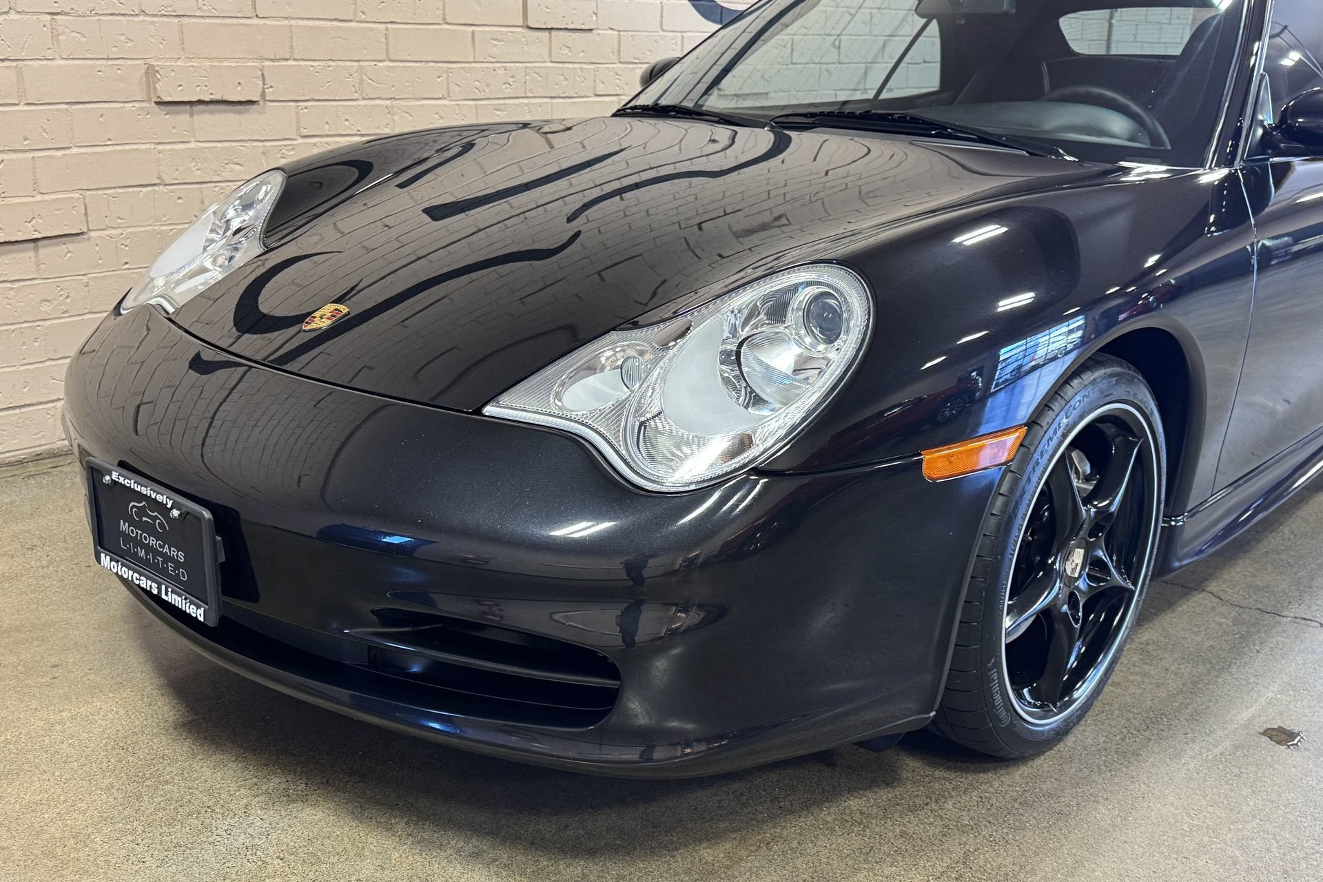 2003 Porsche 911 Carrera 4