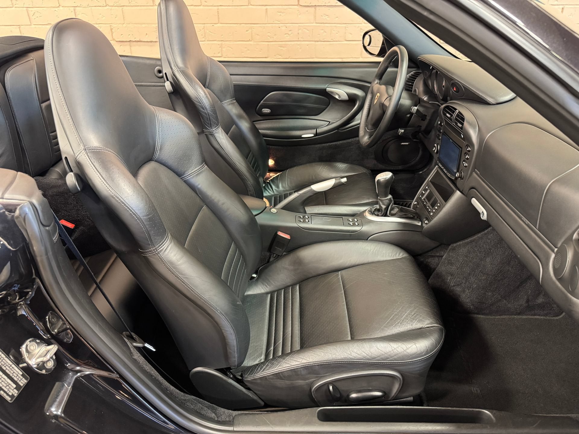 2003 Porsche 911 Carrera 4