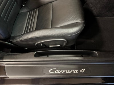 2003 Porsche 911 Carrera 4