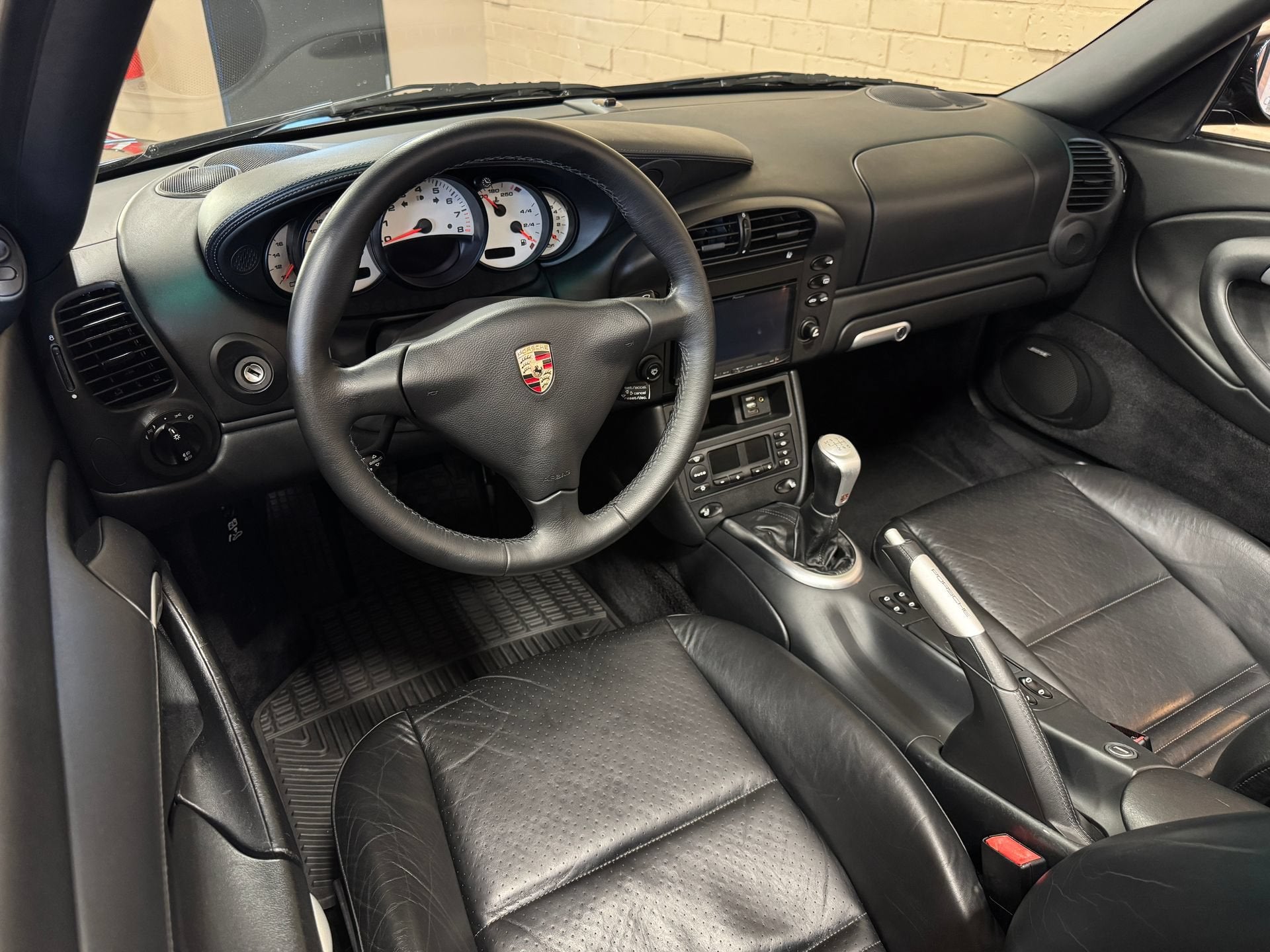 2003 Porsche 911 Carrera 4