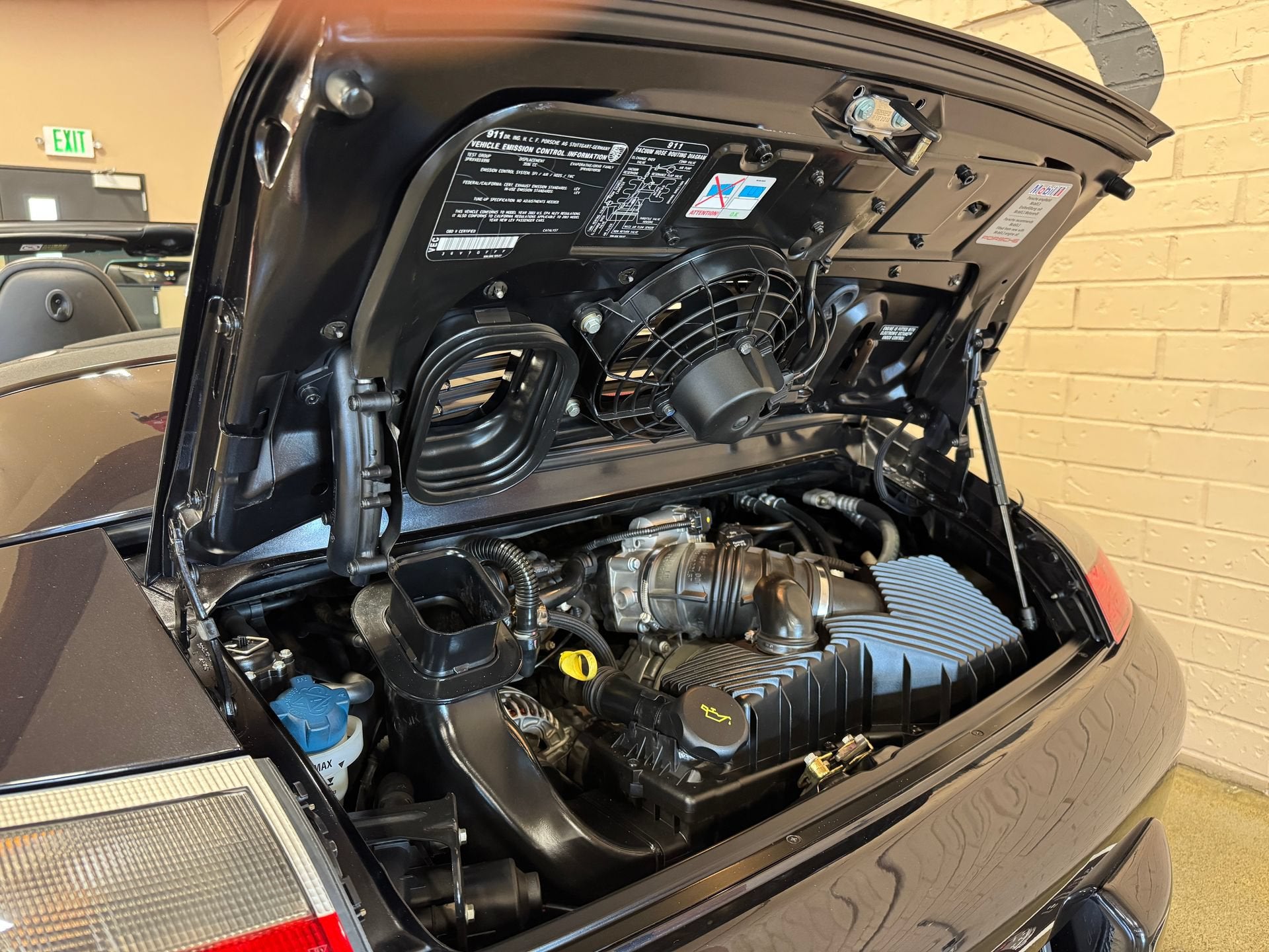 2003 Porsche 911 Carrera 4