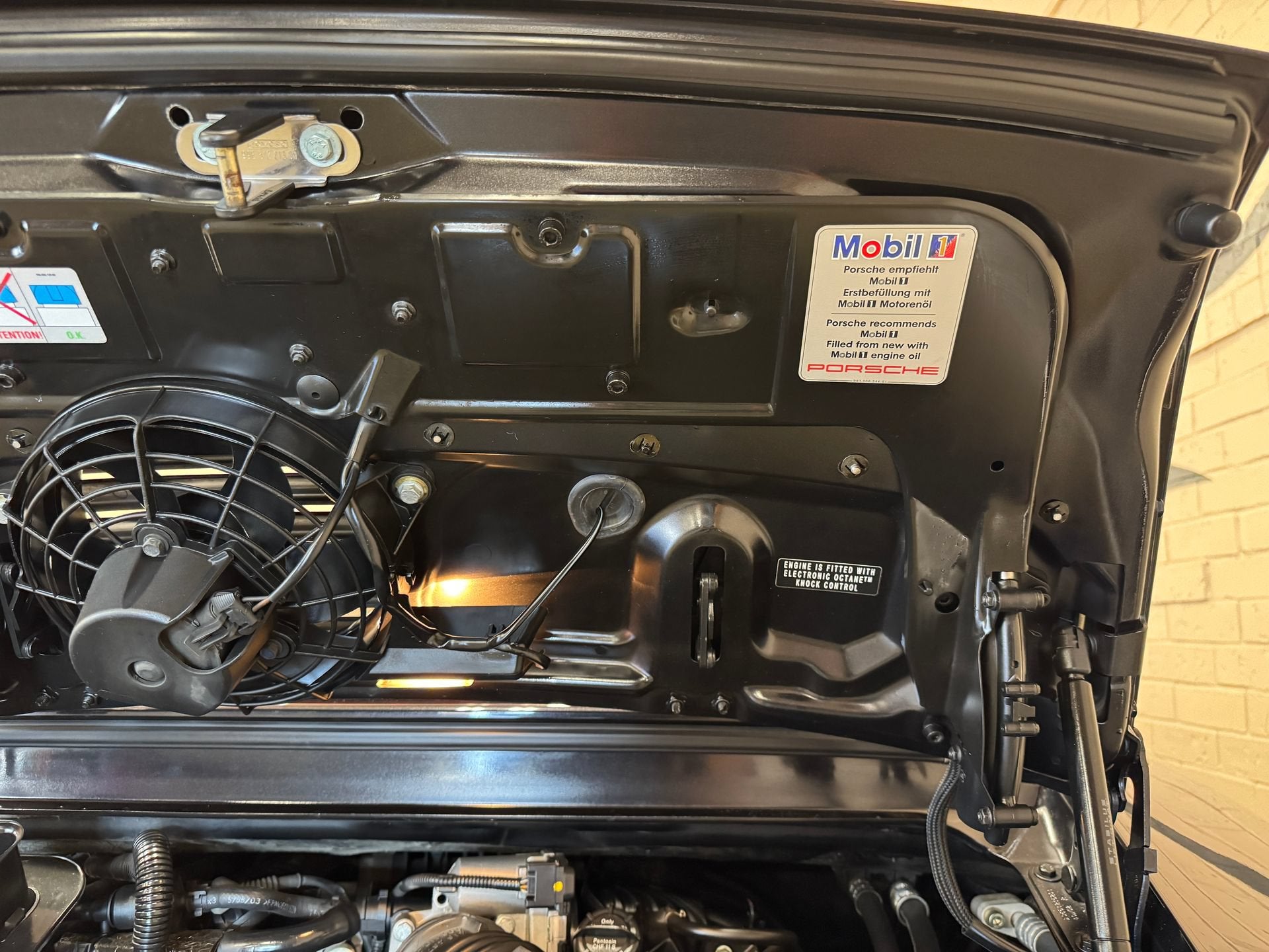 2003 Porsche 911 Carrera 4
