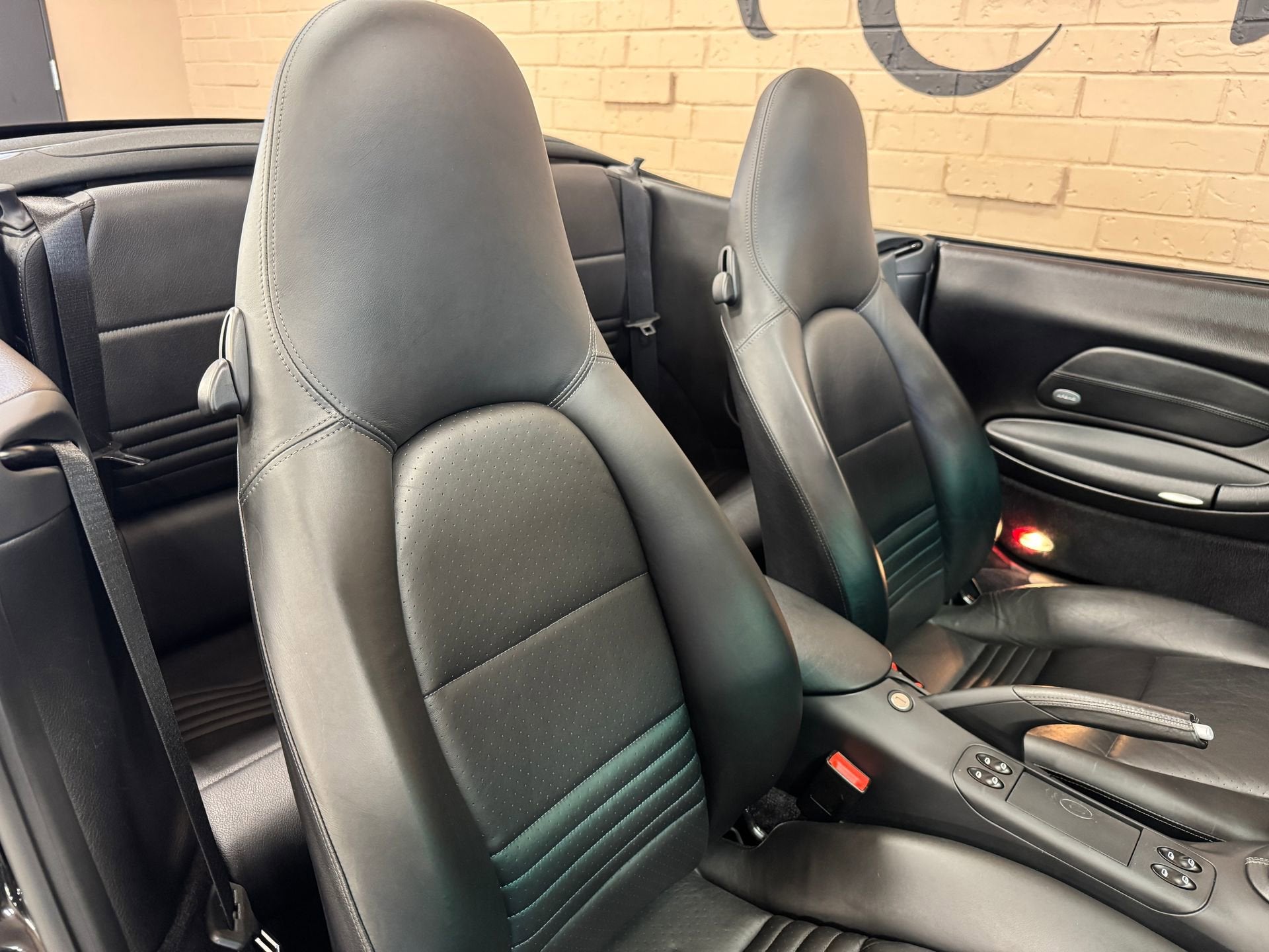 2003 Porsche 911 Carrera