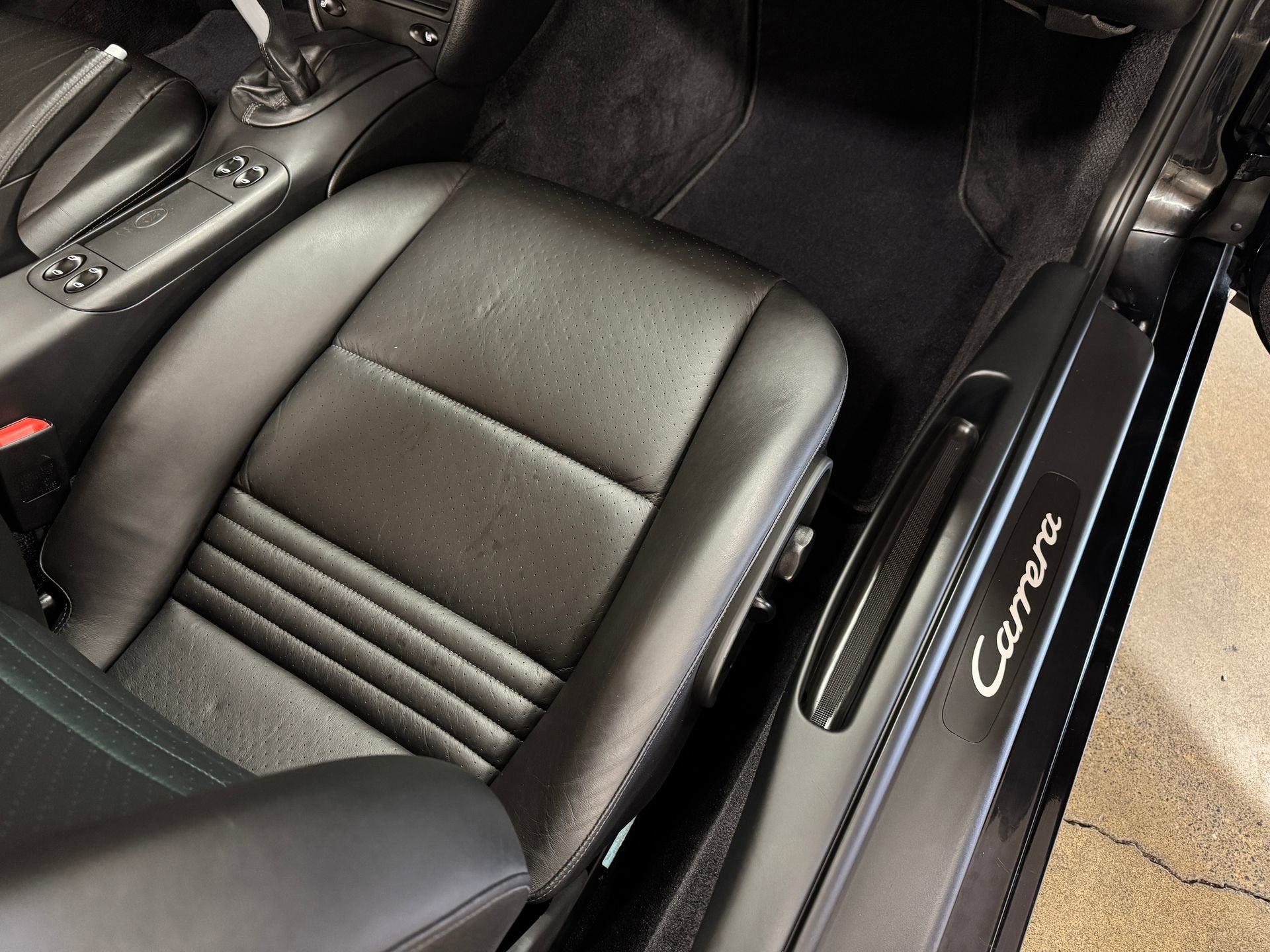 2003 Porsche 911 Carrera