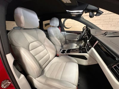 2025 Porsche Macan T