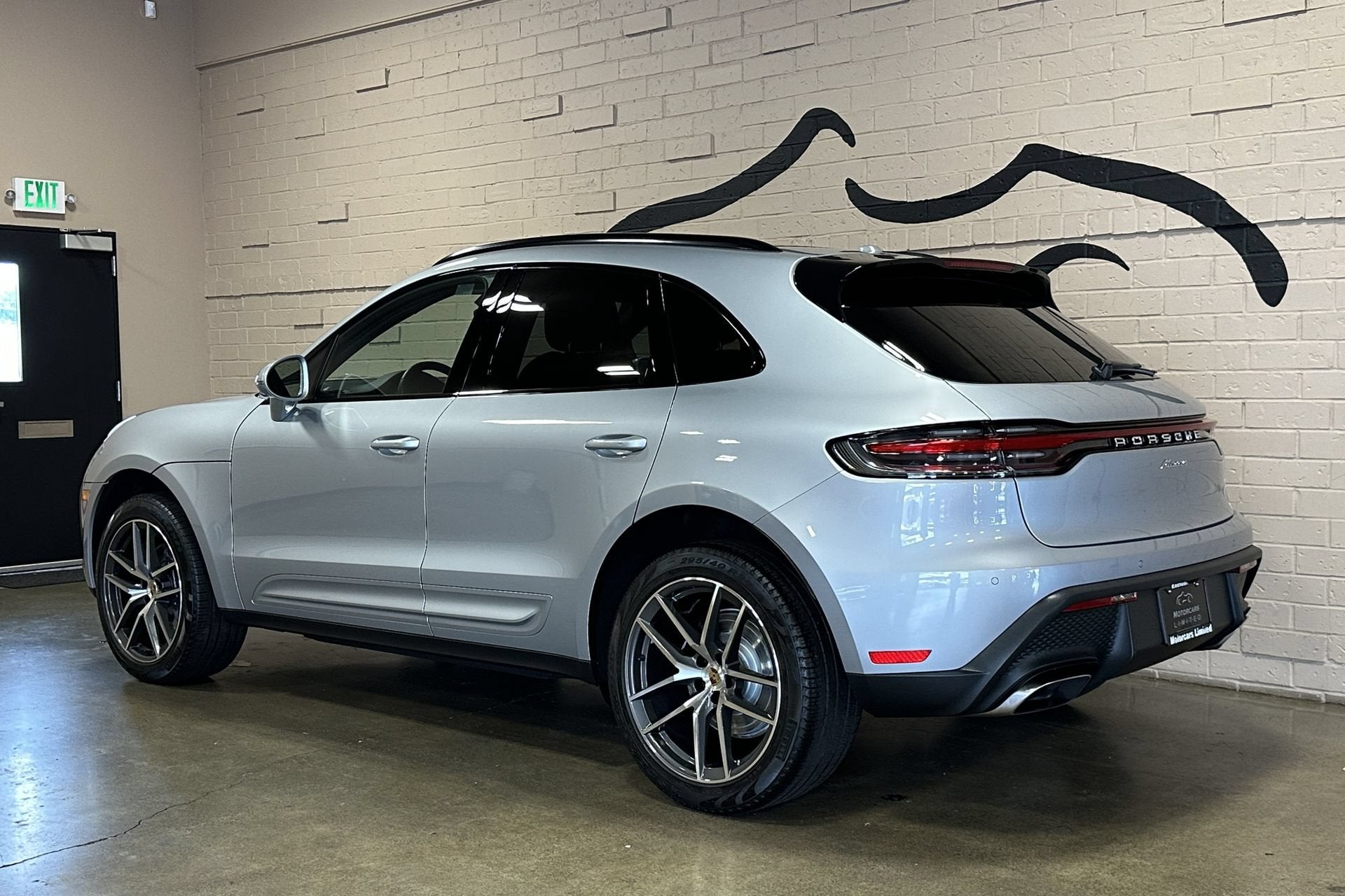 2024 Porsche Macan AWD