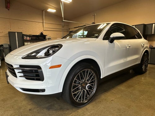 2023 Porsche Cayenne Platinum Edition