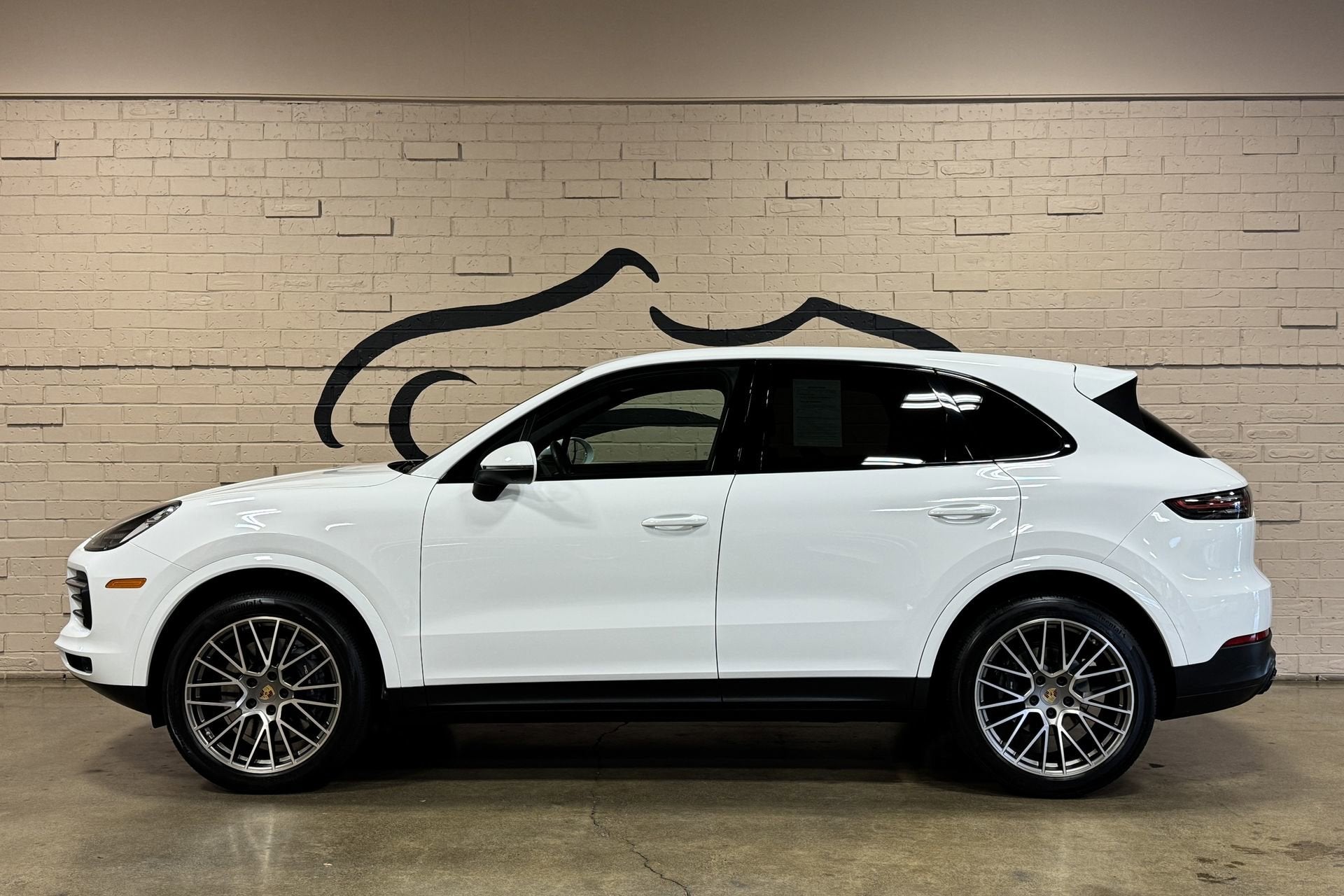 2023 Porsche Cayenne Platinum Edition