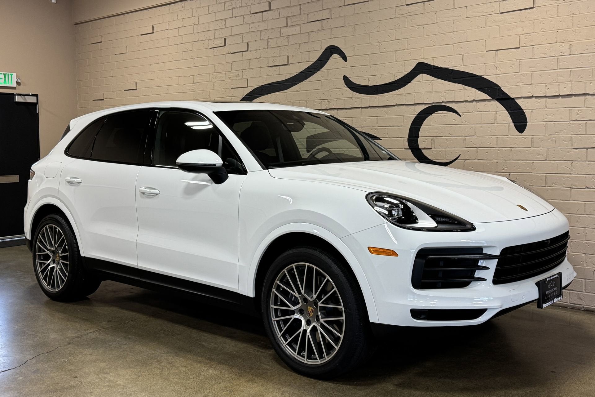 2023 Porsche Cayenne Platinum Edition