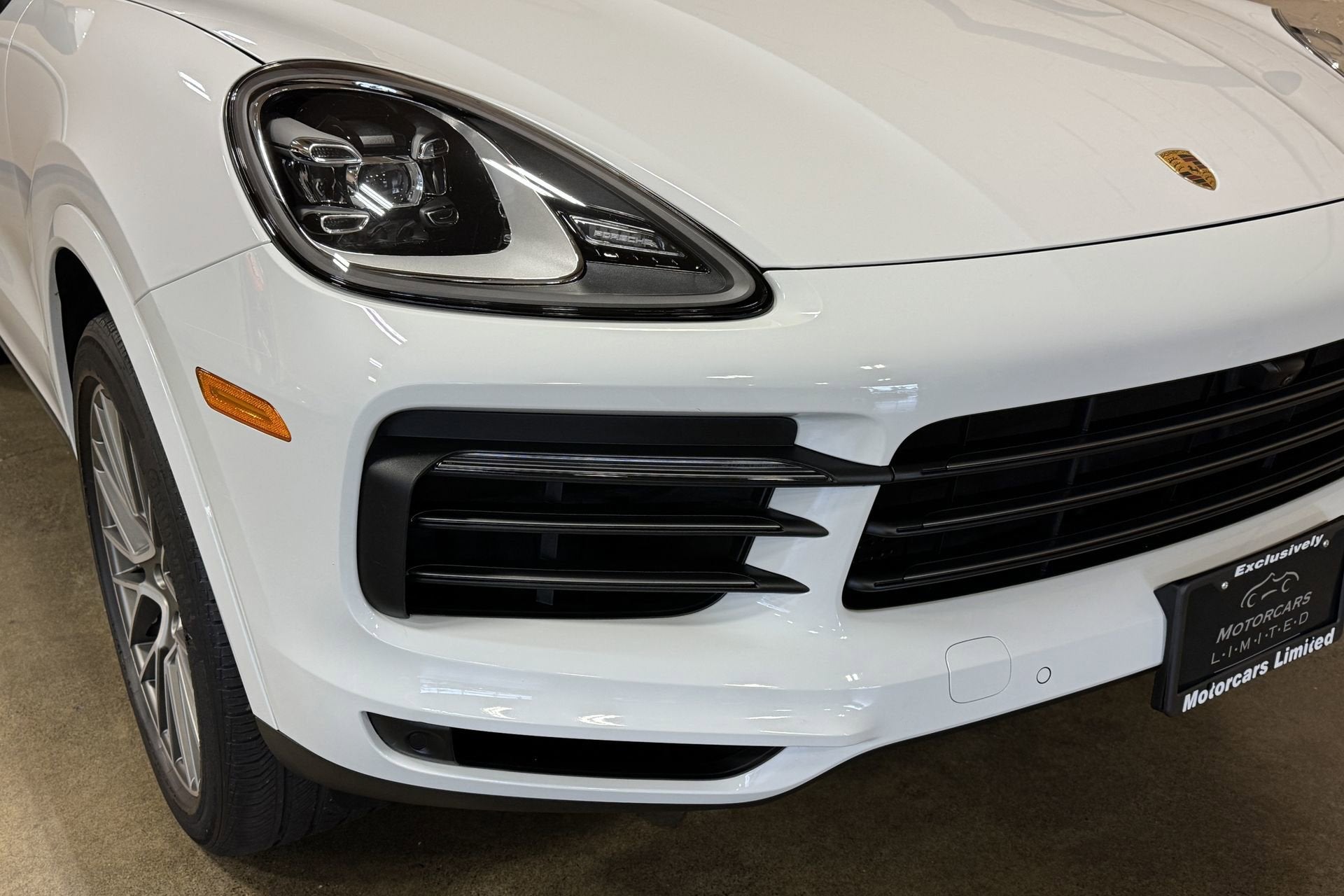 2023 Porsche Cayenne Platinum Edition