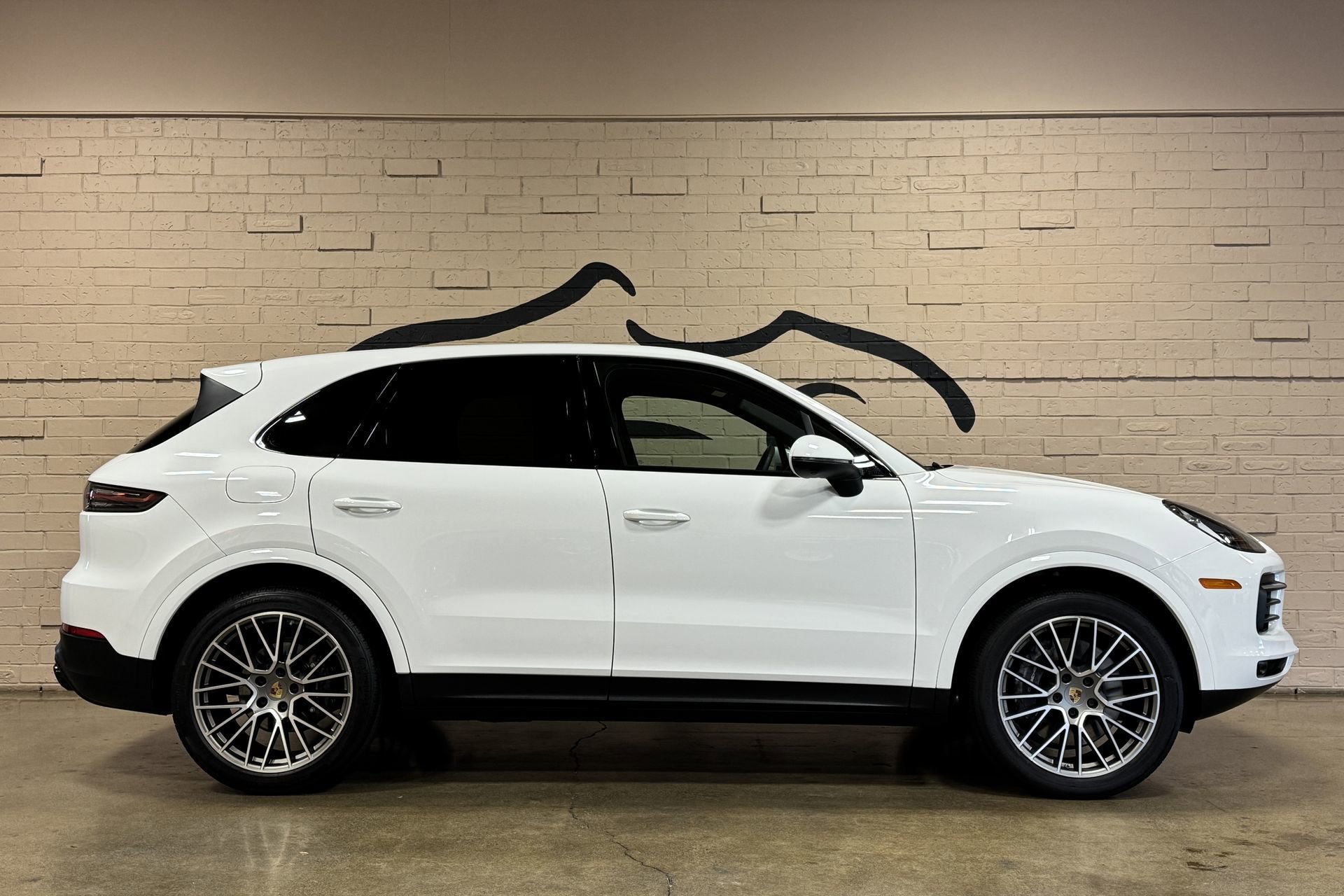2023 Porsche Cayenne Platinum Edition