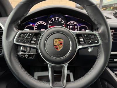 2023 Porsche Cayenne Platinum Edition