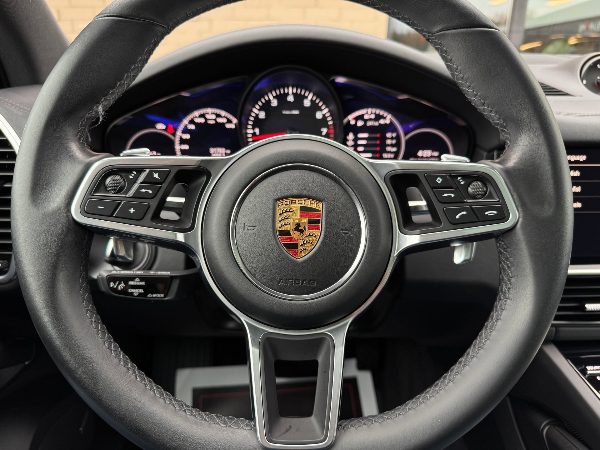 2023 Porsche Cayenne Platinum Edition