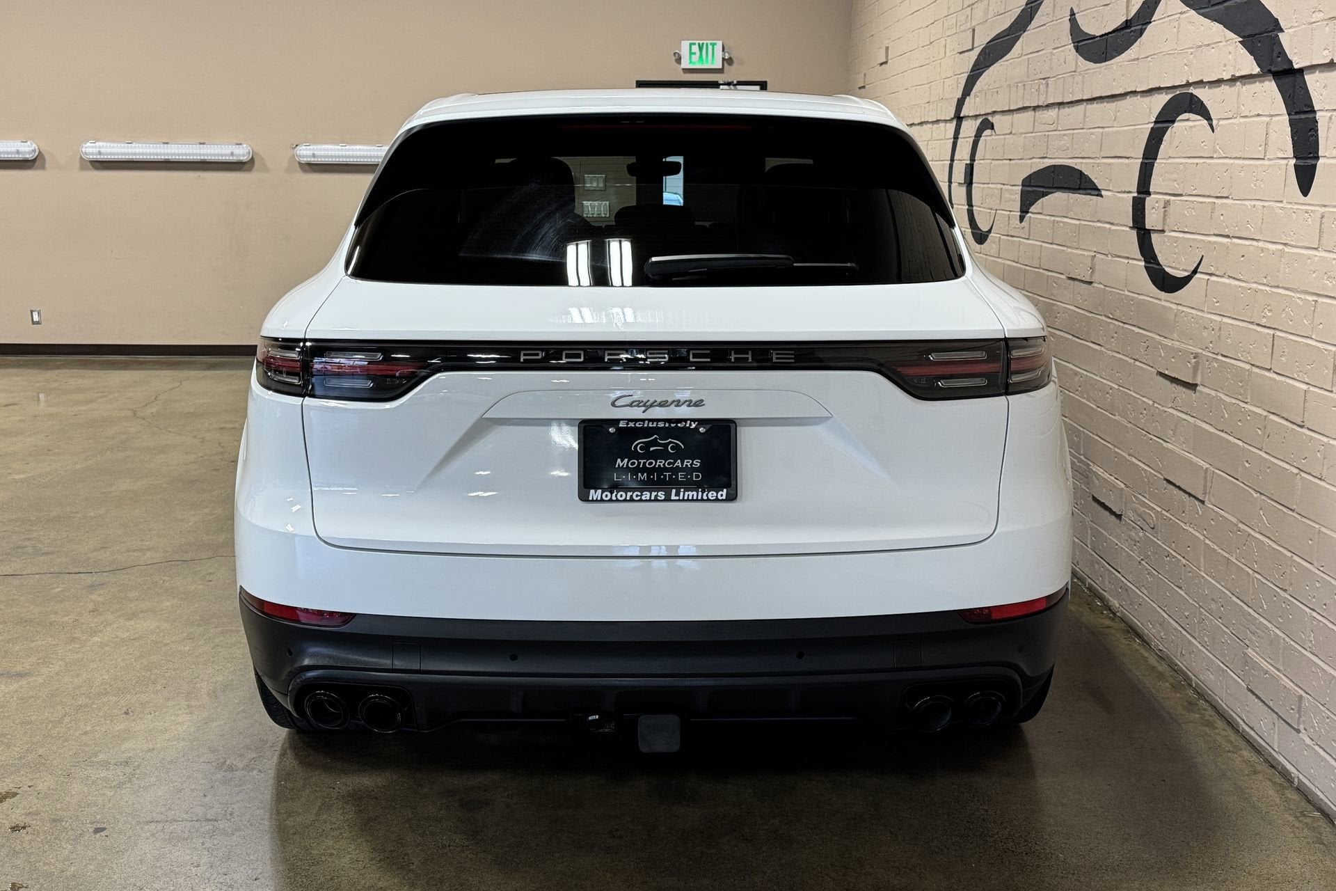 2023 Porsche Cayenne Platinum Edition