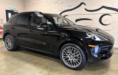 2023 Porsche Cayenne Platinum Edition