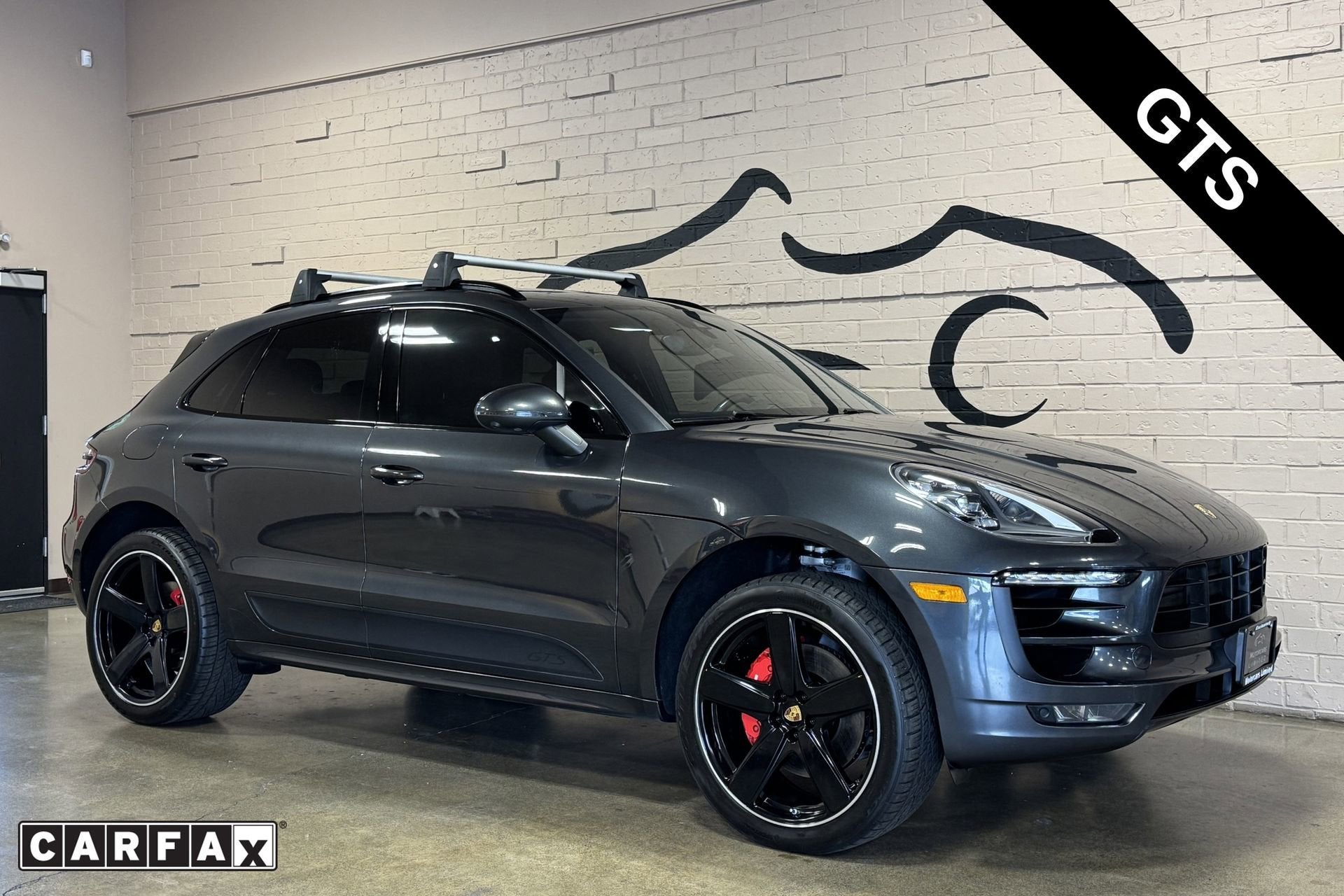 2018 Porsche Macan GTS's photo