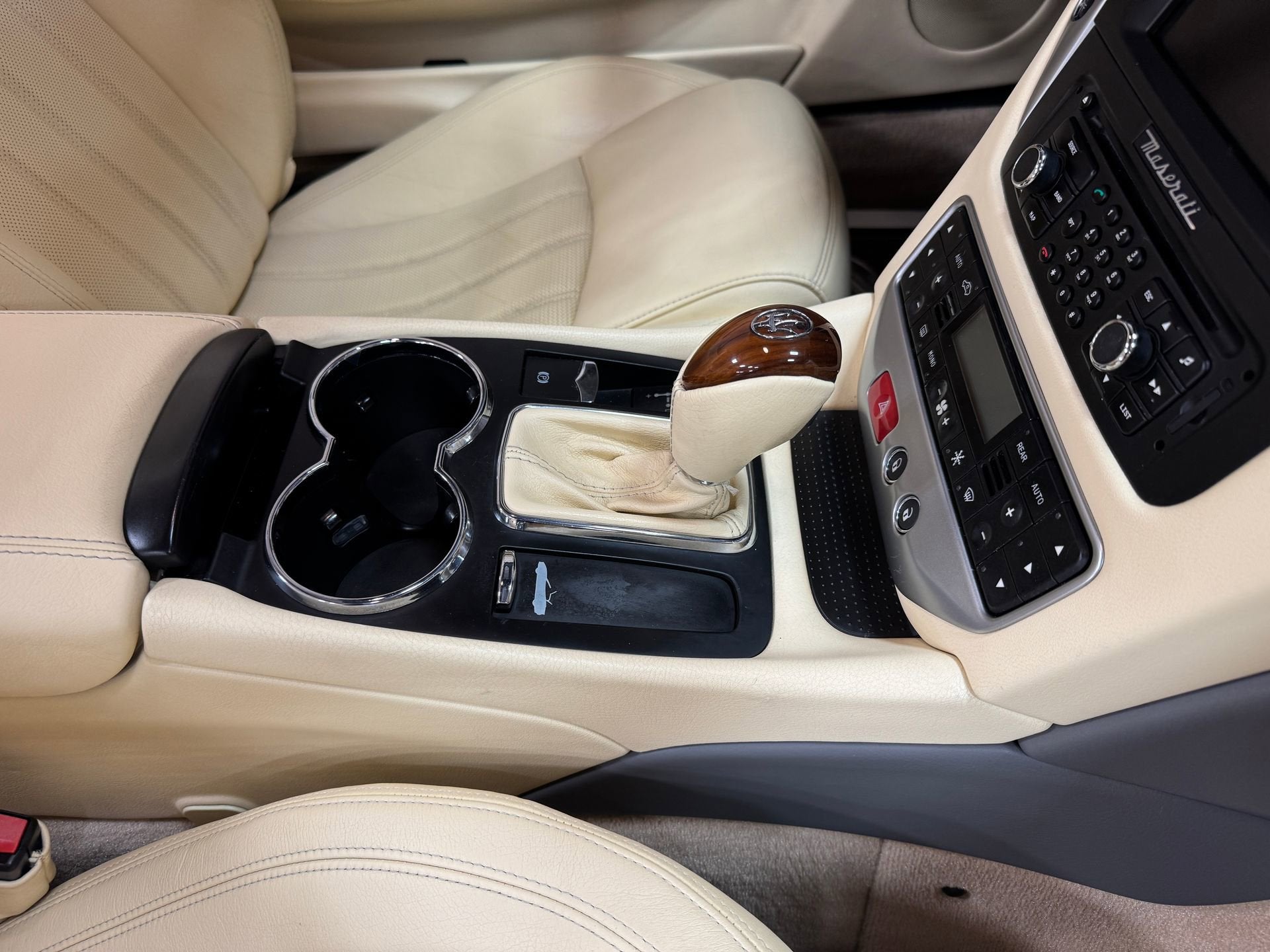 2011 Maserati GranTurismo 2dr Conv GranTurismo