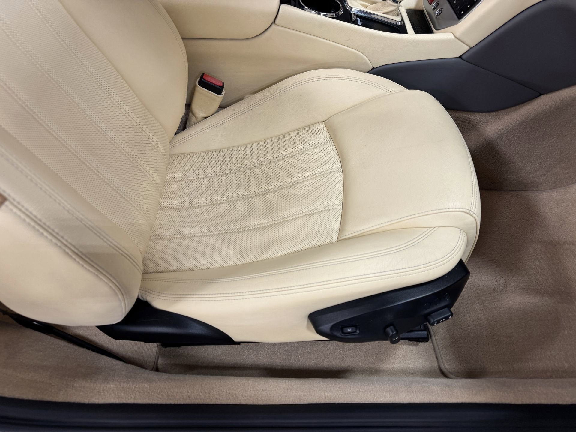 2011 Maserati GranTurismo 2dr Conv GranTurismo