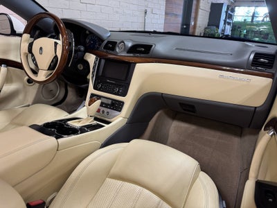 2011 Maserati GranTurismo 2dr Conv GranTurismo