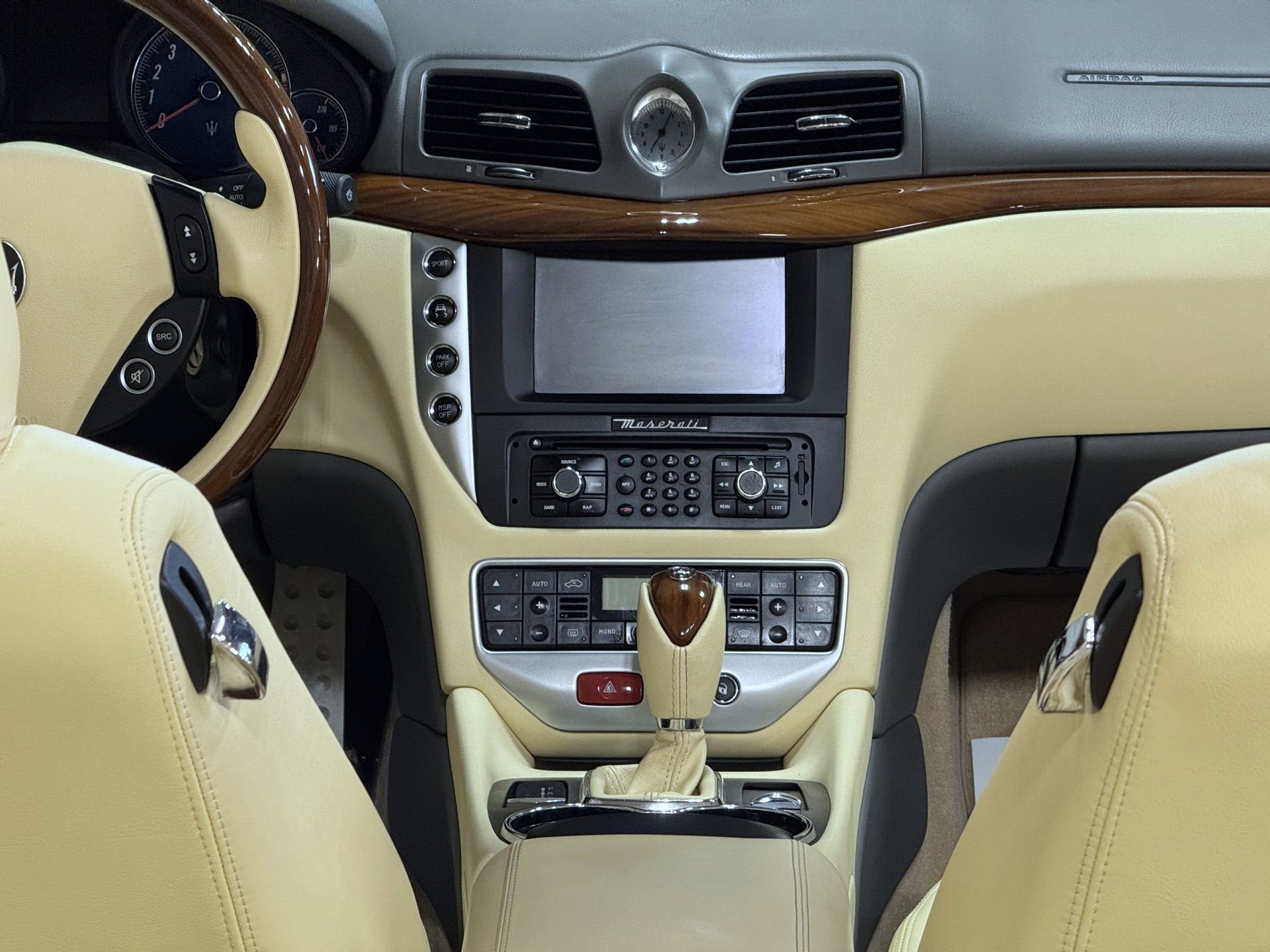 2011 Maserati GranTurismo 2dr Conv GranTurismo