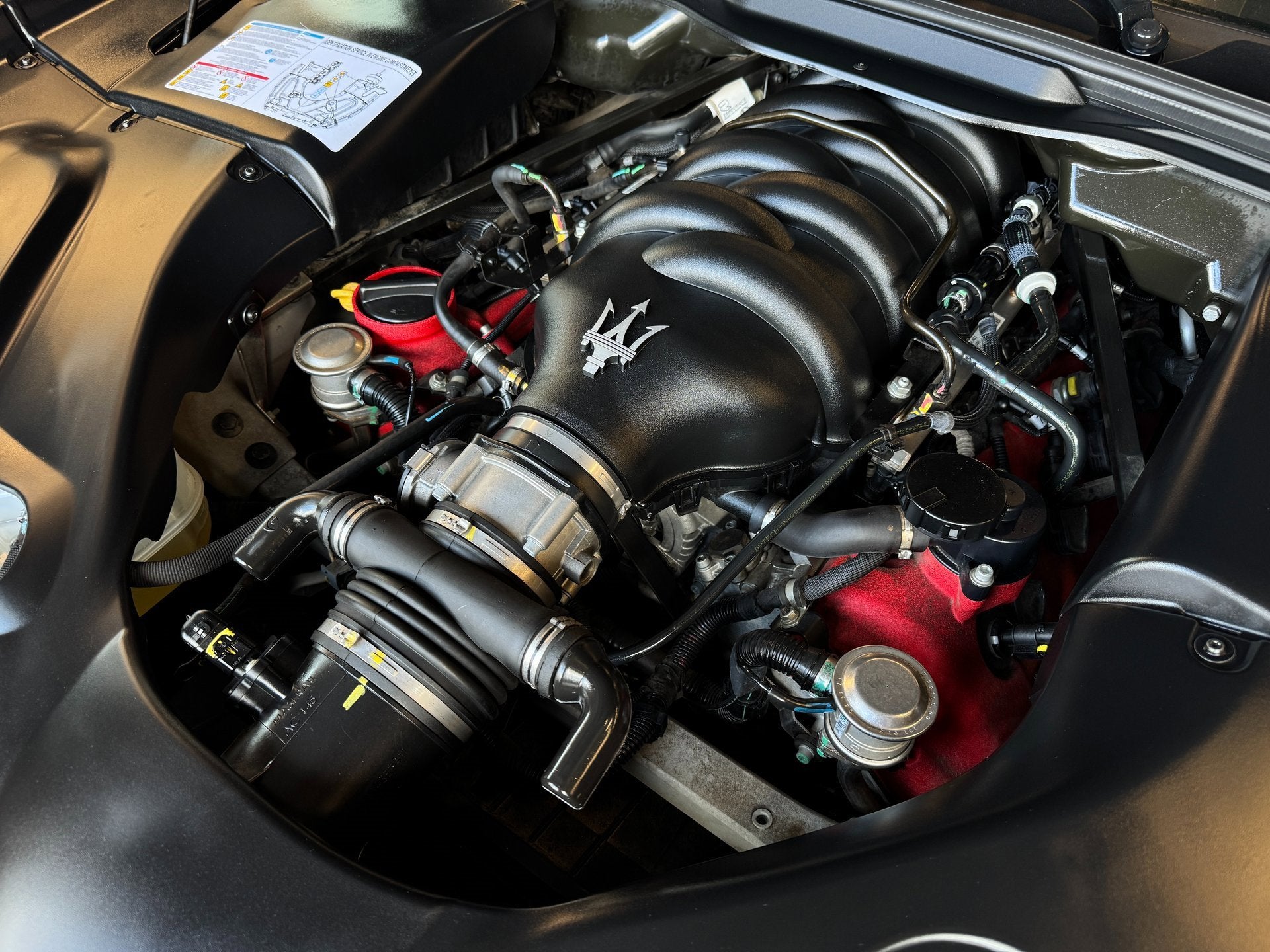 2014 Maserati GranTurismo Convertible 2dr Conv GranTurismo